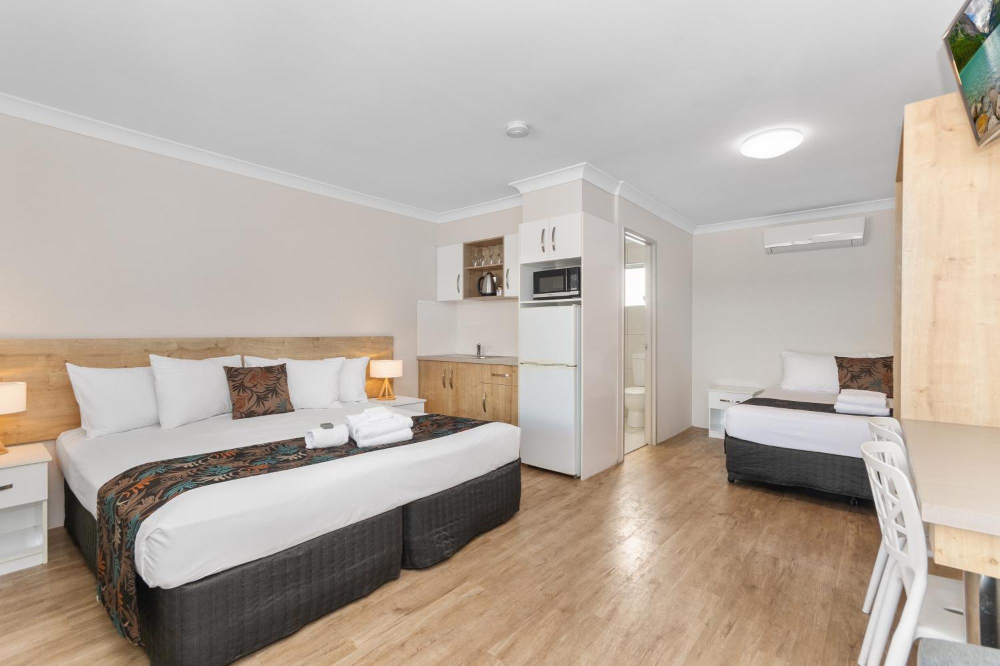 Castle Crest Motel Townsville Esterno foto