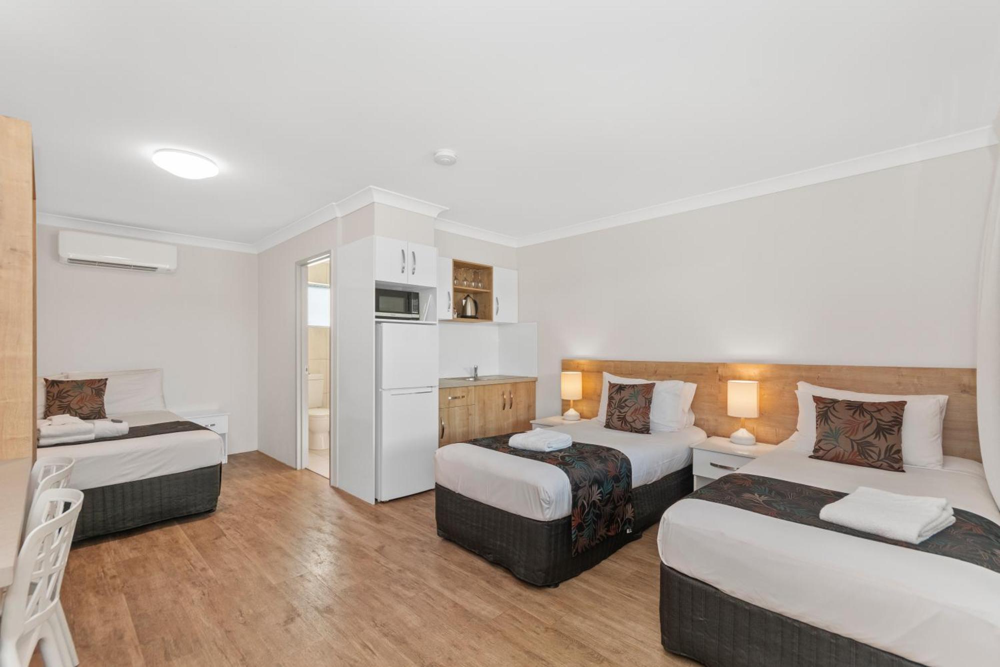 Castle Crest Motel Townsville Esterno foto