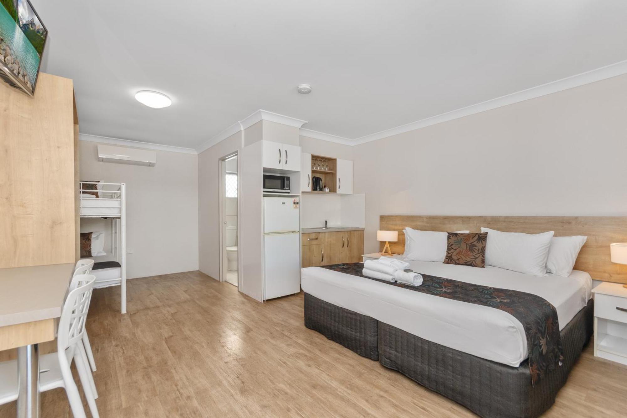 Castle Crest Motel Townsville Esterno foto