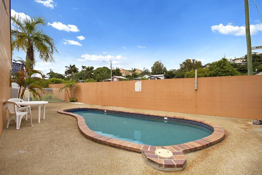 Castle Crest Motel Townsville Esterno foto