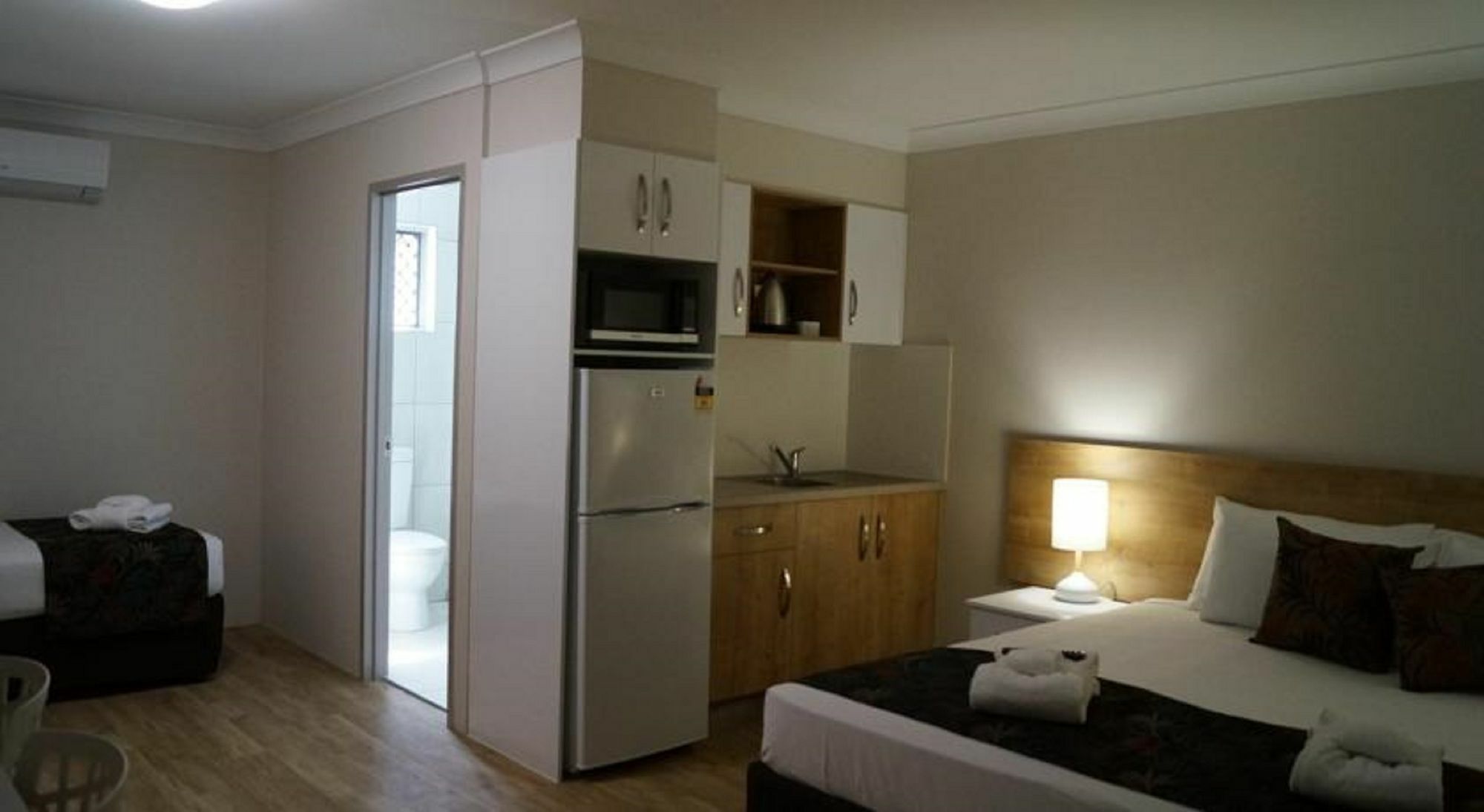 Castle Crest Motel Townsville Esterno foto